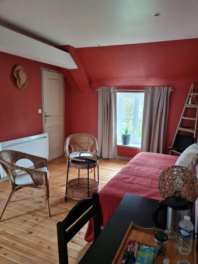 Bed and Breakfast Domaine De La Cour Vautier Mandeville-en-Bessin Exterior foto
