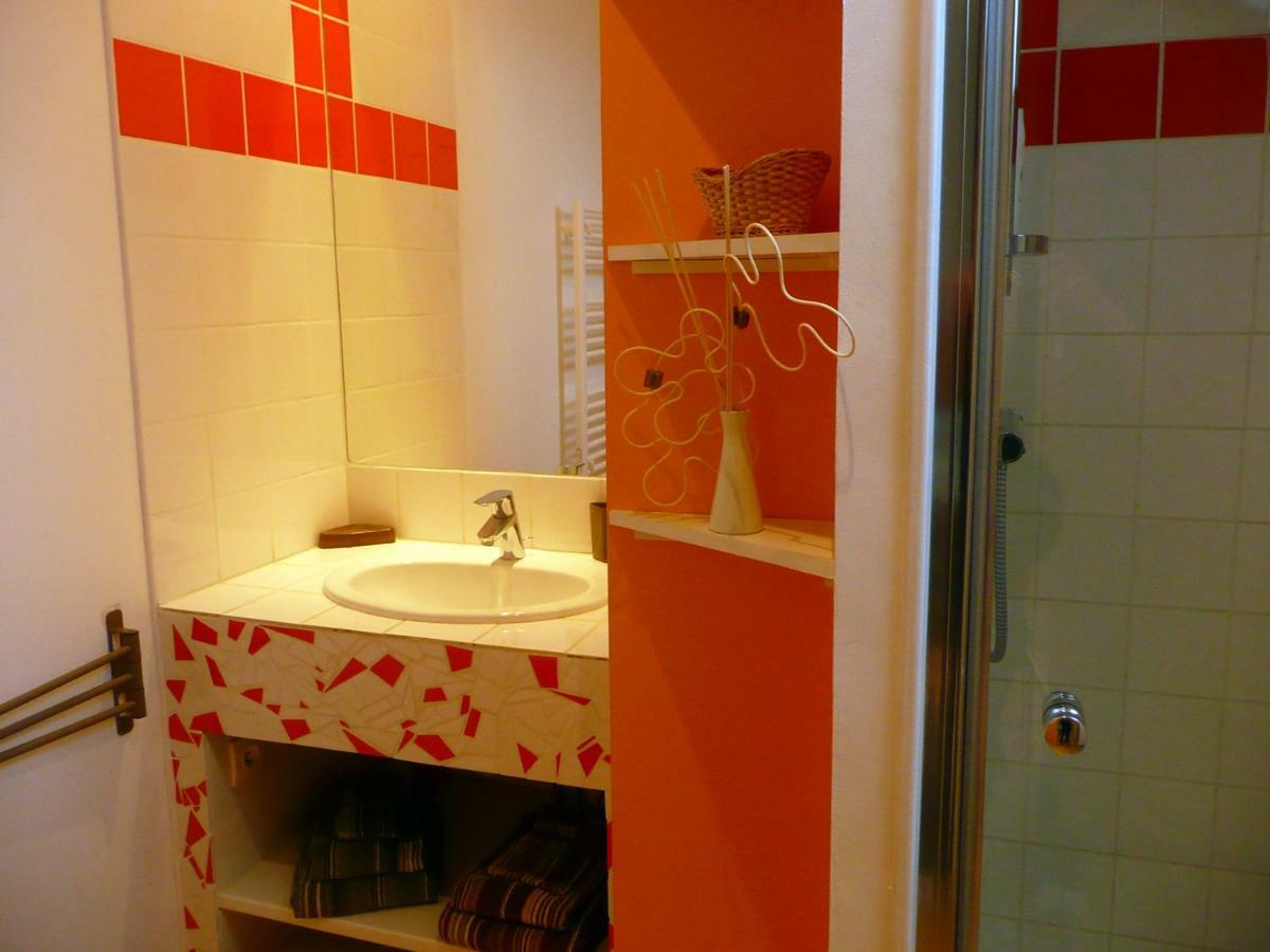 Bed and Breakfast Domaine De La Cour Vautier Mandeville-en-Bessin Exterior foto